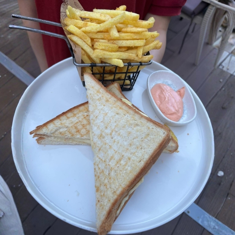 Kaşarlı Tost